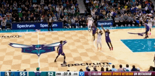 金年会体育你就说帅不帅吧😎三球连续两记不讲理追身三分轰进 助队追平