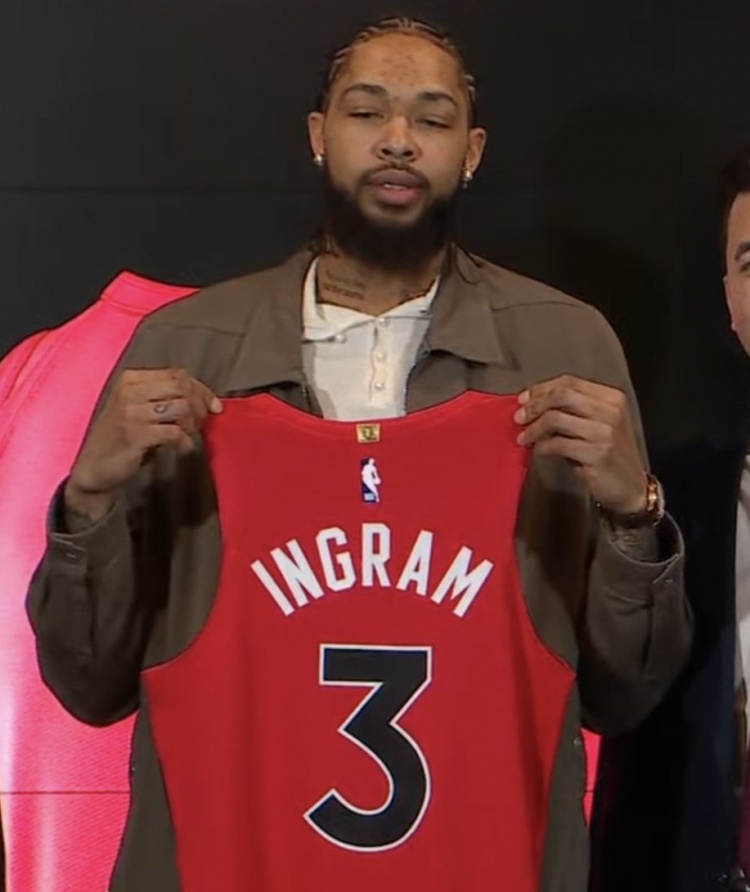 金年会体育坦普尔:英格拉姆训练很努力 他中距离很准&传球也被低估