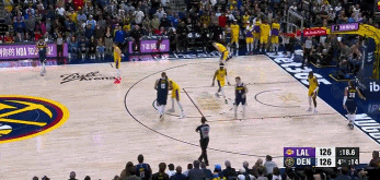 jinnianhui金年会噩梦重现🥶约穆挡拆再次起手 穆雷无畏干拔三分准绝杀湖人